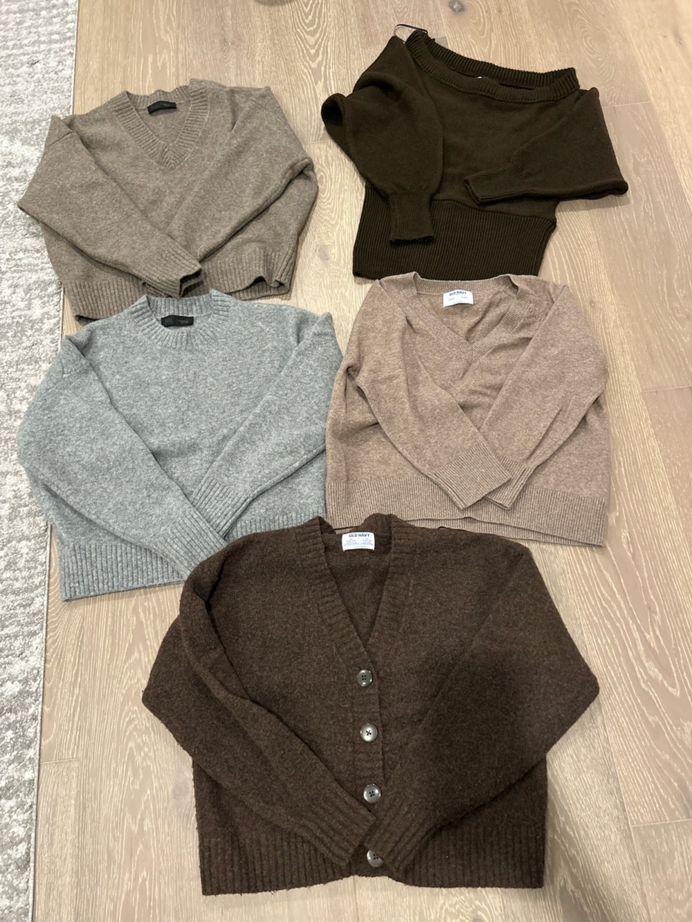 Bundle EUC sweaters XS